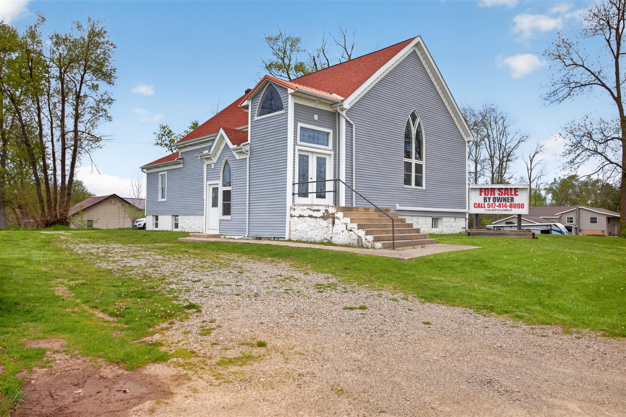 6431 Devils Lake Highway Property Photo 2