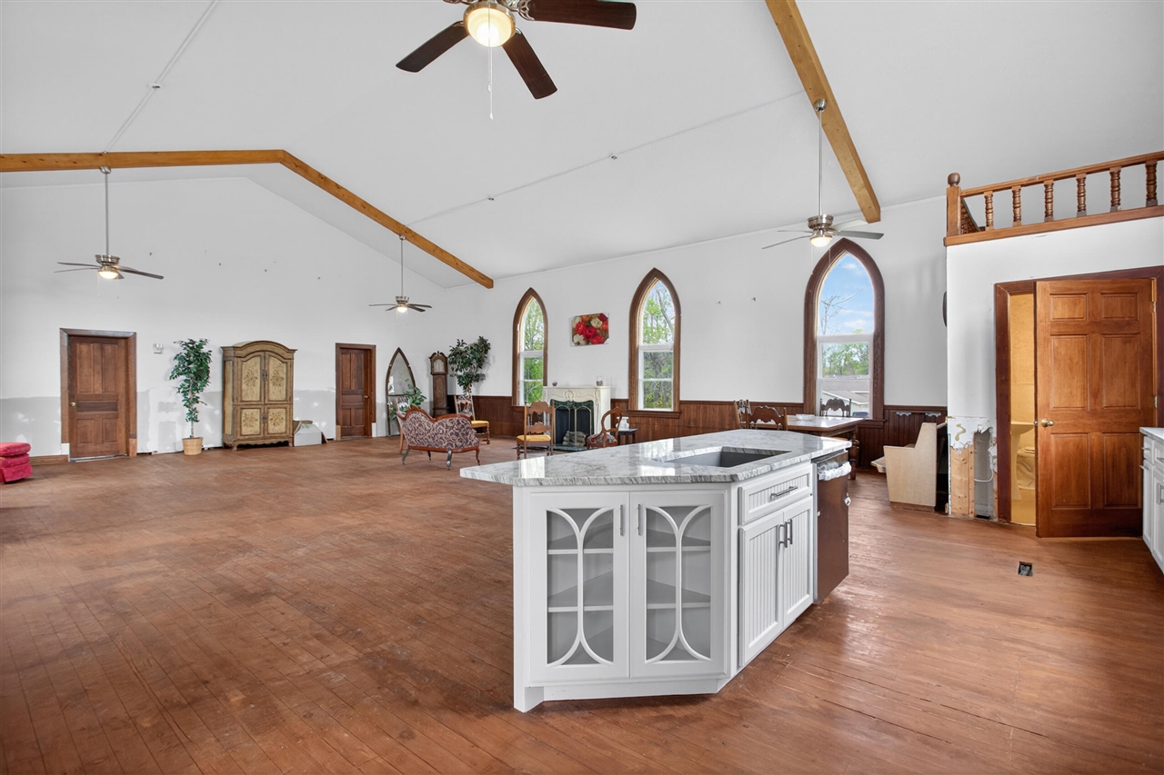 6431 Devils Lake Highway Property Photo 7