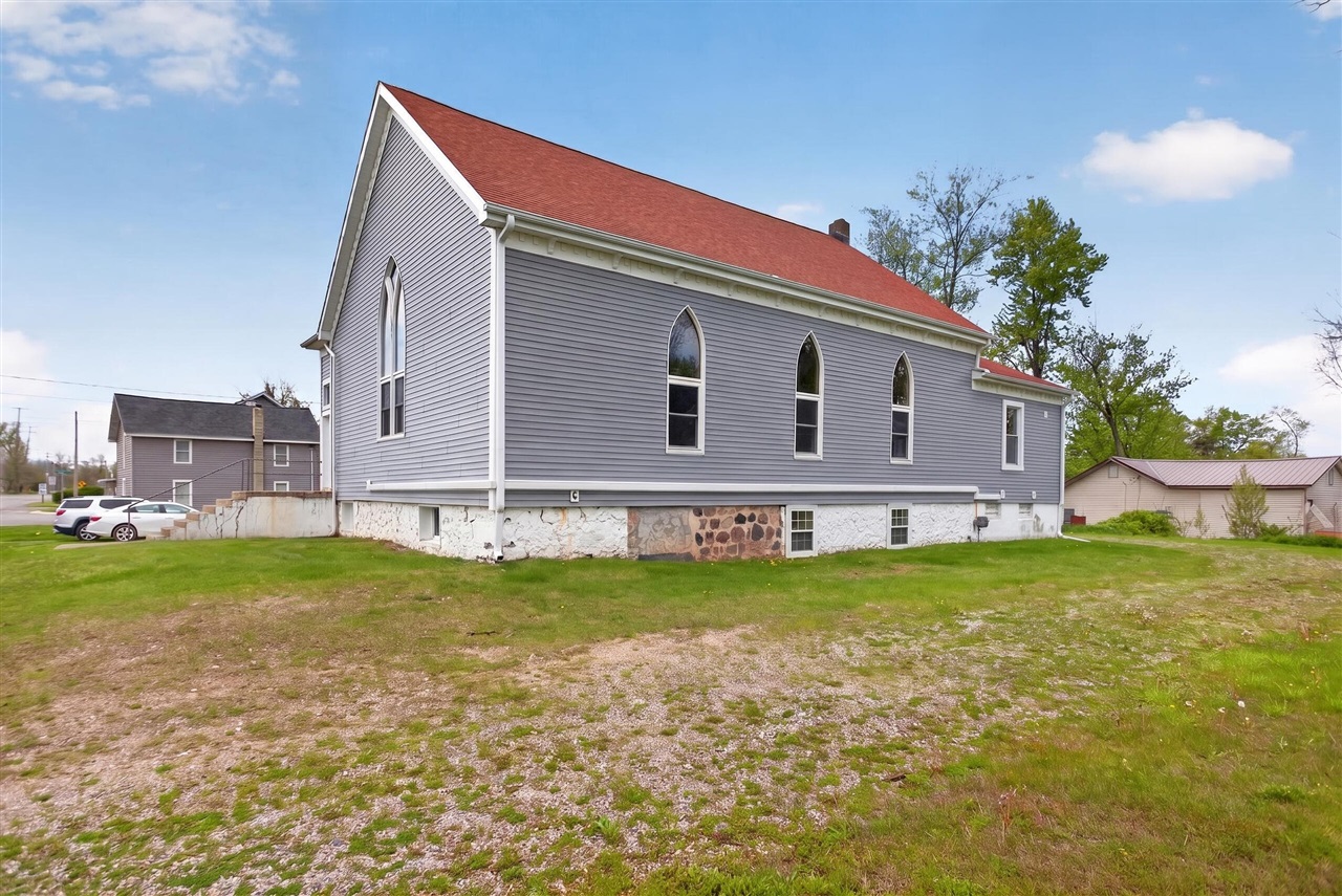 6431 Devils Lake Highway Property Photo 36