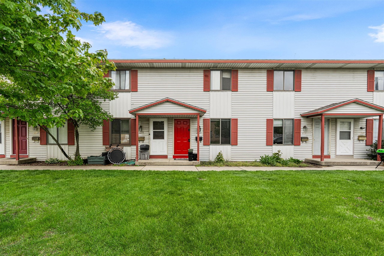 2213 Newark Avenue Property Photo 1