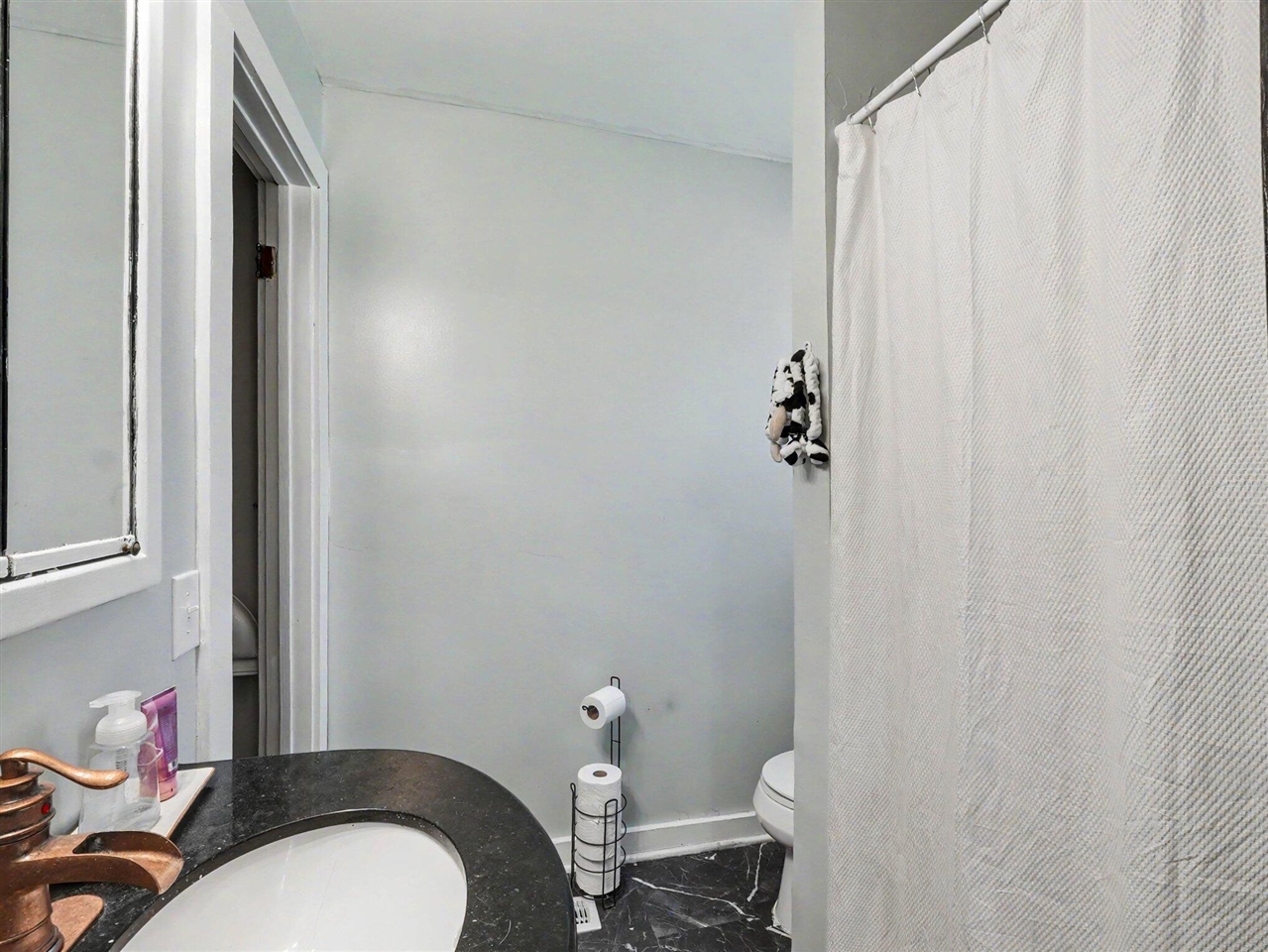 576 S Main Street Property Photo 19