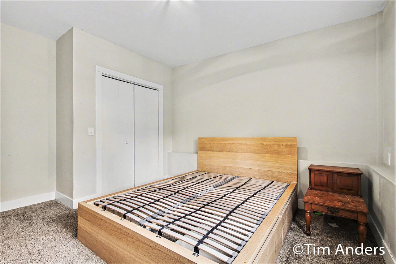 659 Academy Street Property Photo 18