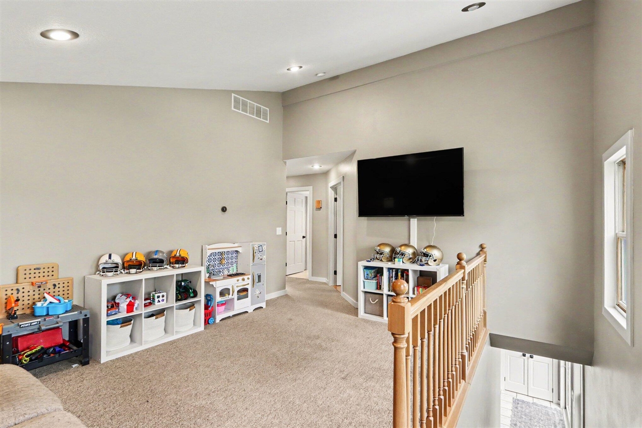 545 Lake Drive Property Photo 20