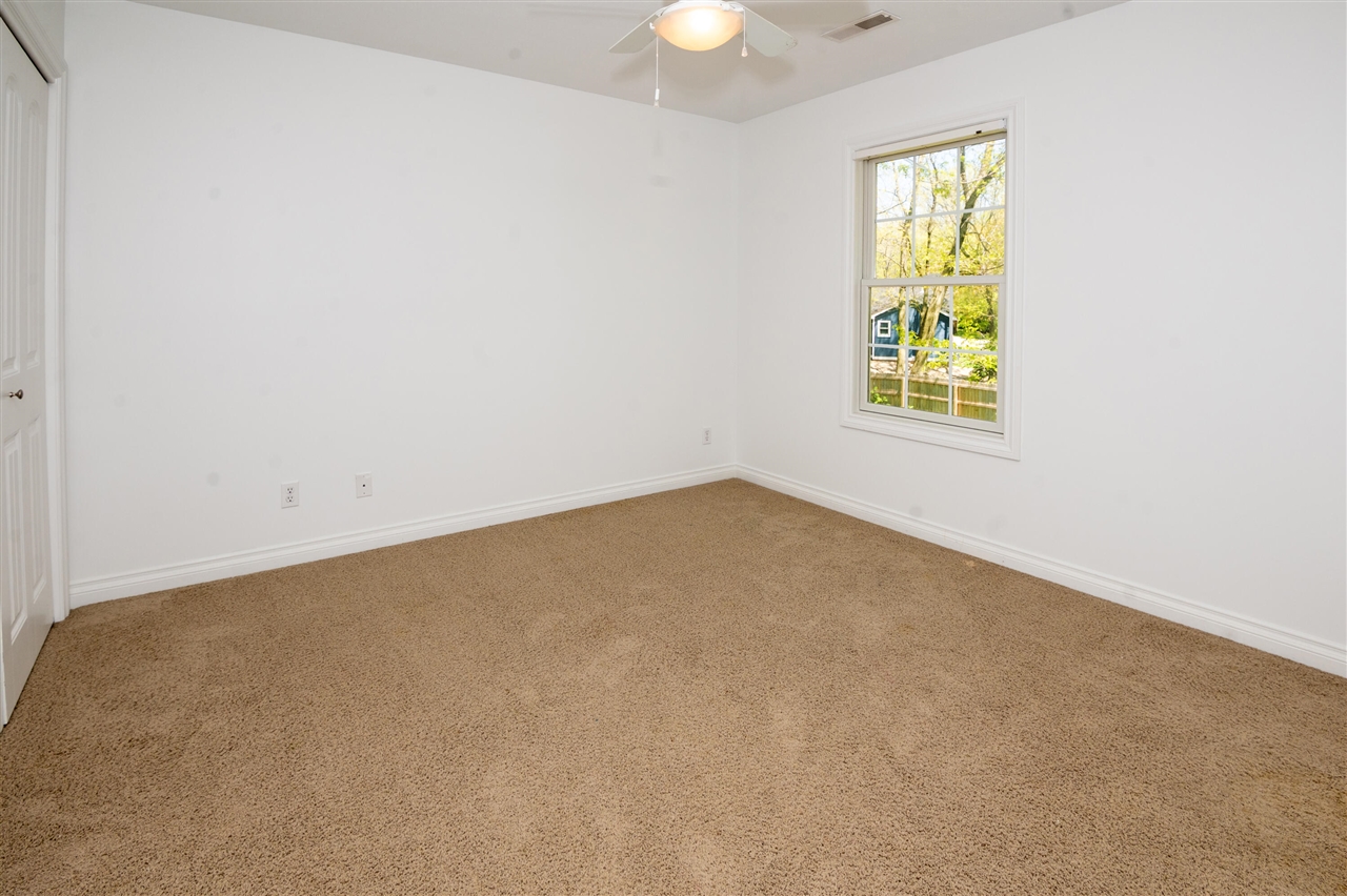 1401 Whispering Trail Property Photo 16