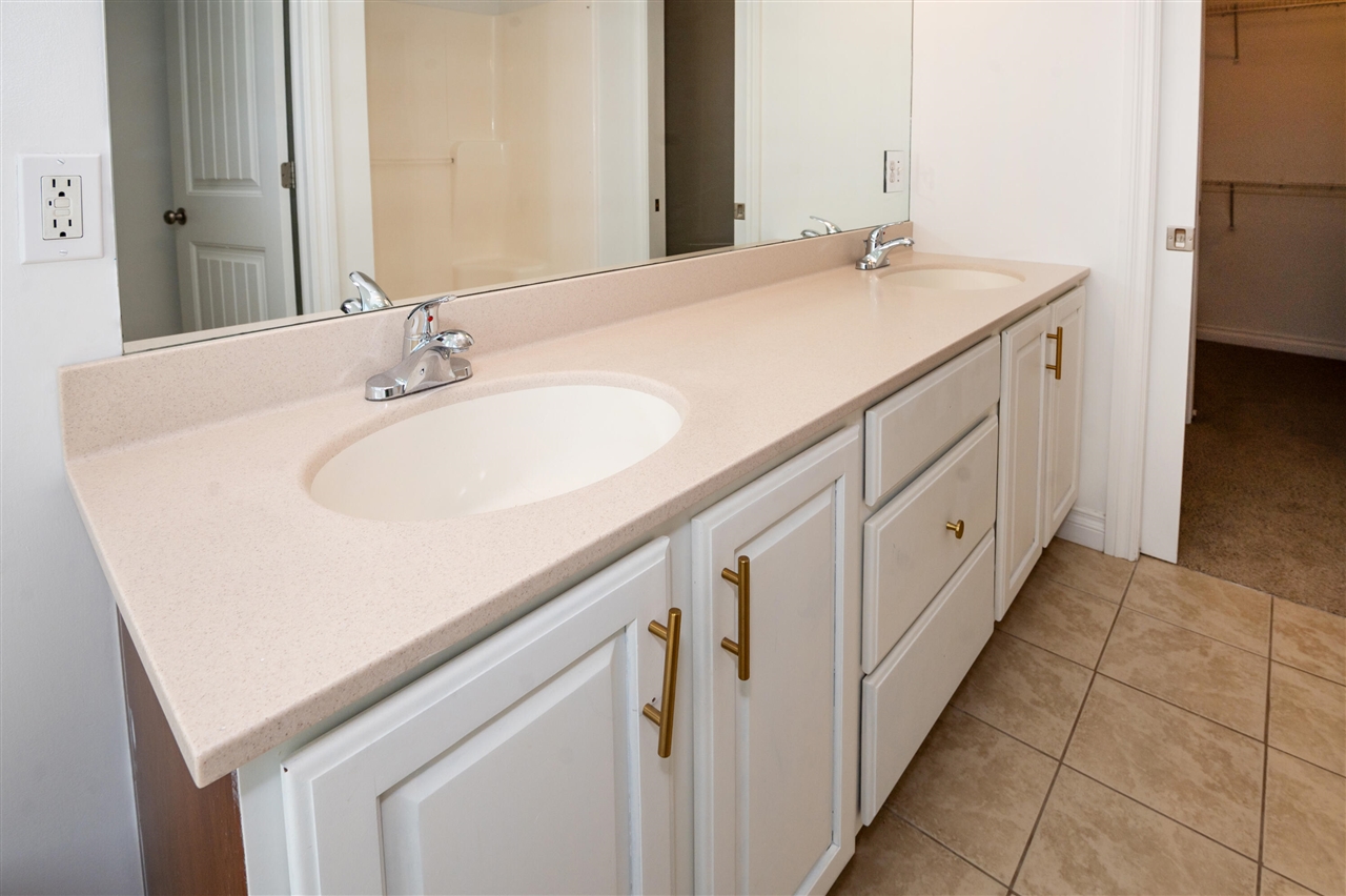 1401 Whispering Trail Property Photo 32