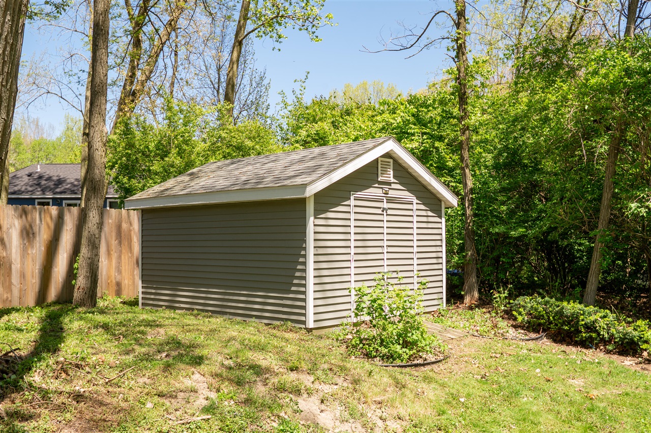 1401 Whispering Trail Property Photo 39