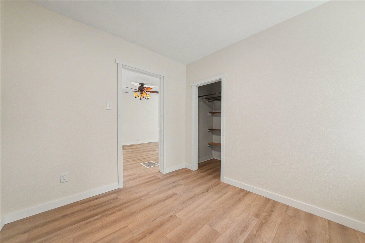 310 S Philip Road Property Photo 18