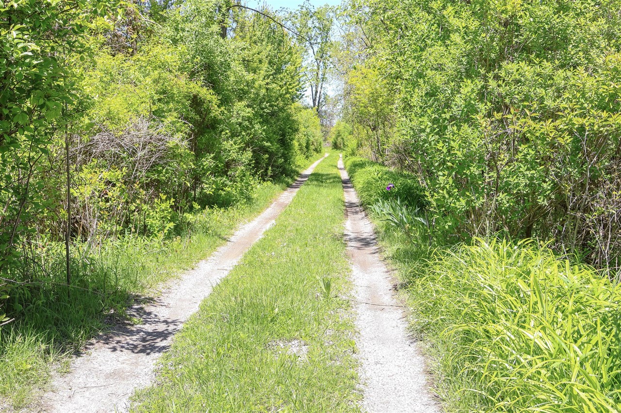 7133 Us Highway 12 Property Photo 1
