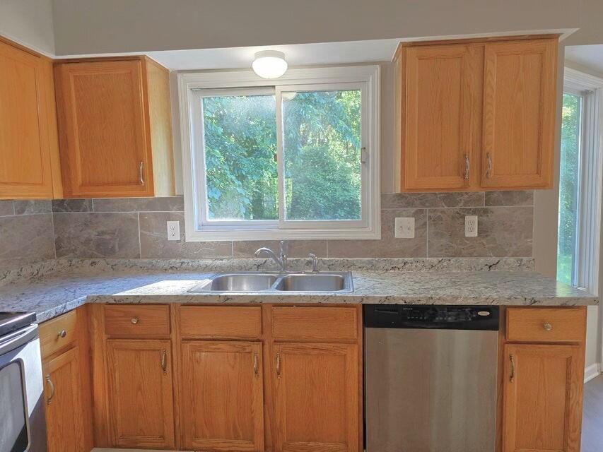 7023 Foxcreek Drive Property Photo 6