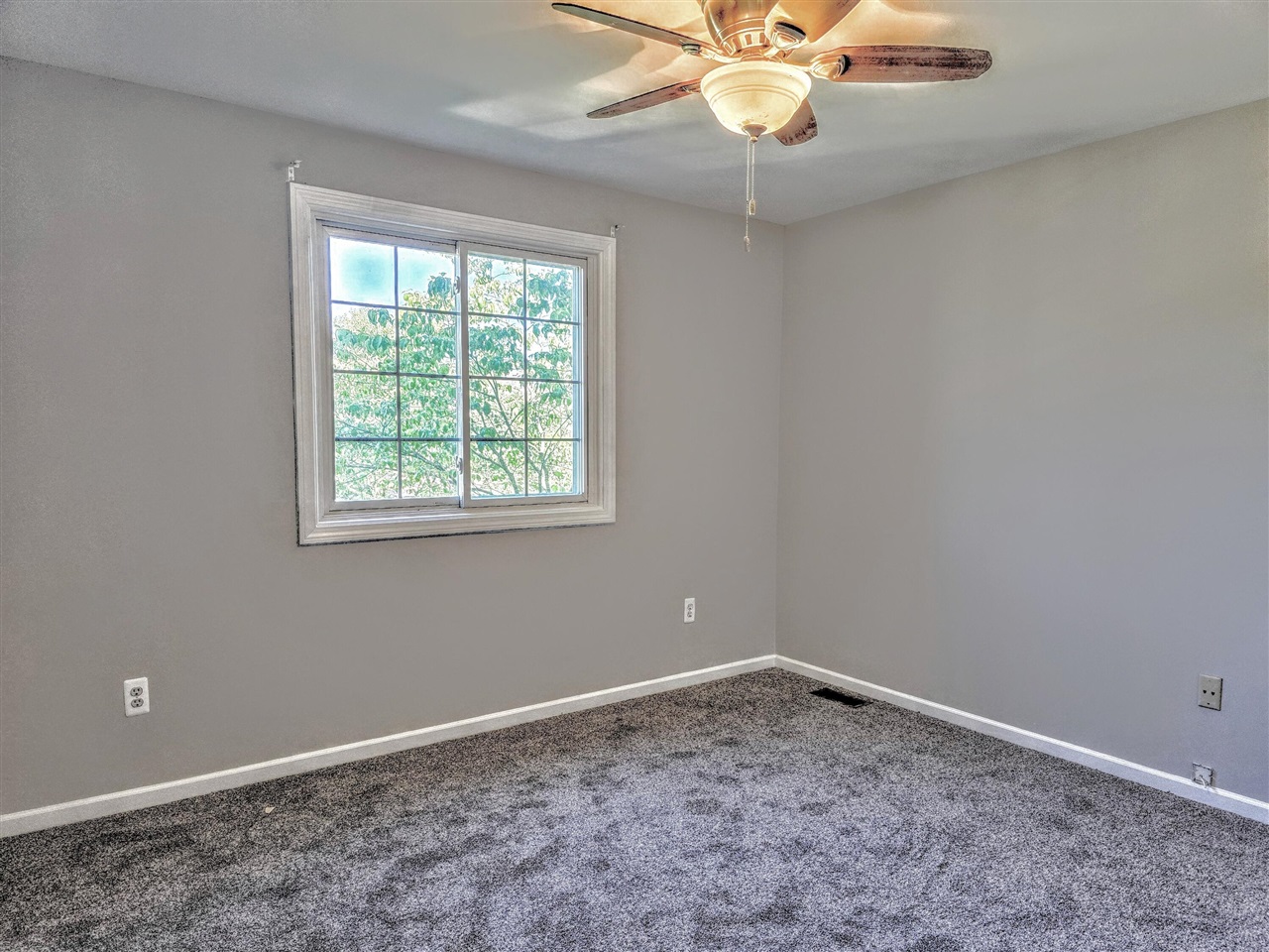 7023 Foxcreek Drive Property Photo 25