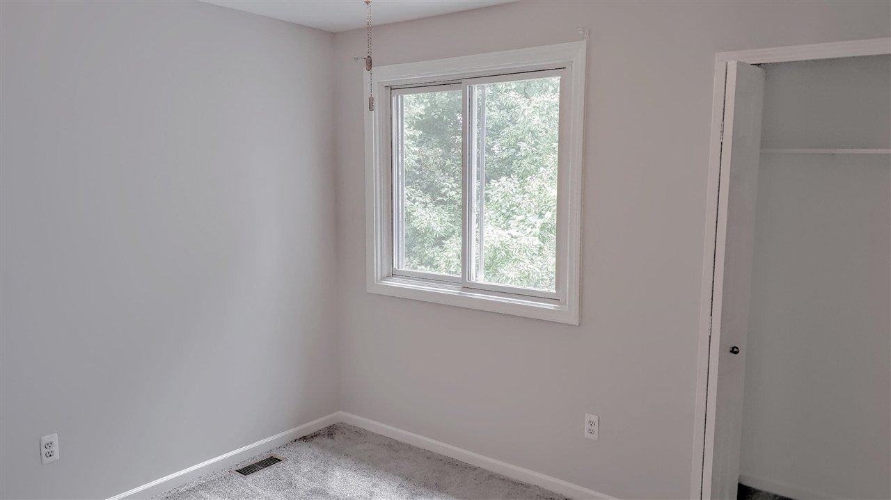 7023 Foxcreek Drive Property Photo 27