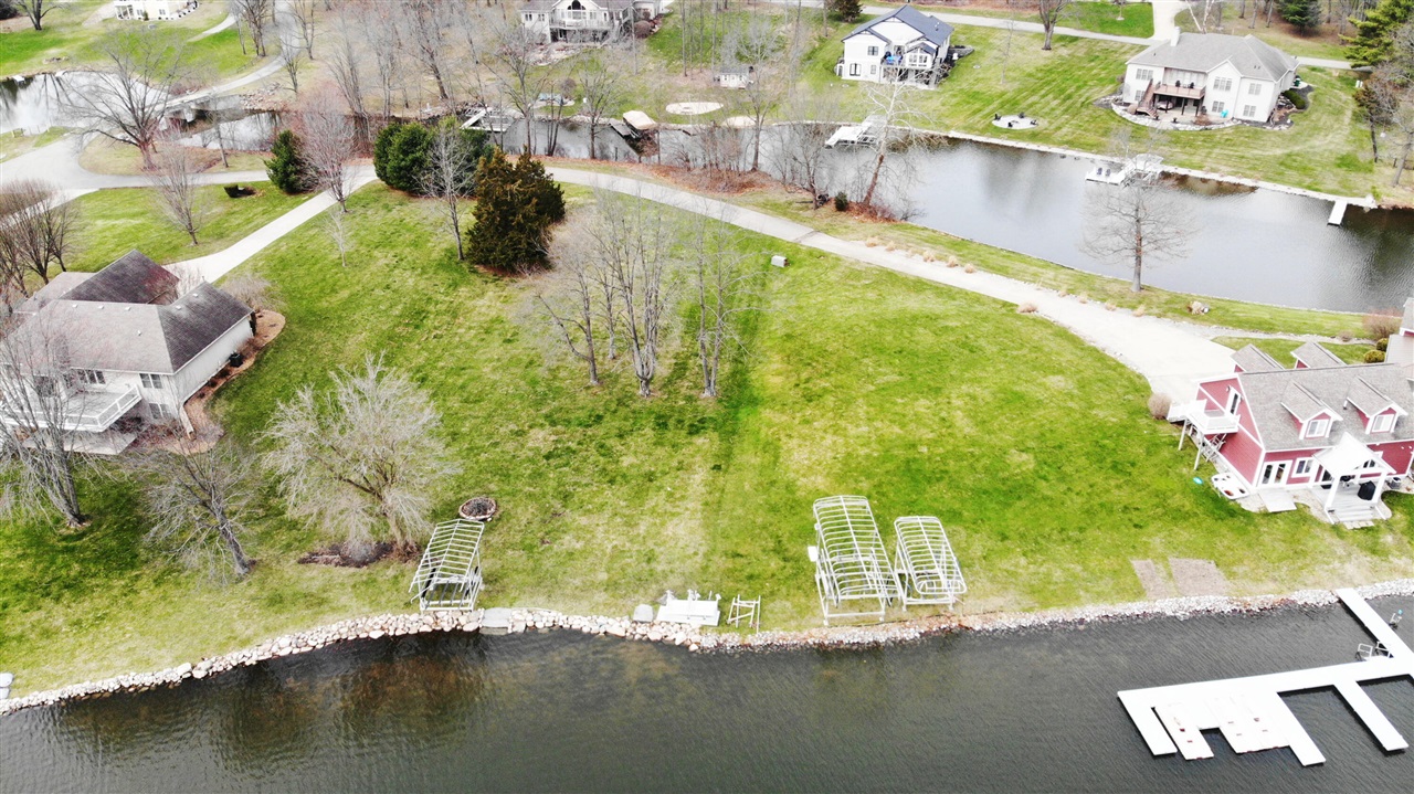 VL Grandview Court Property Photo 1