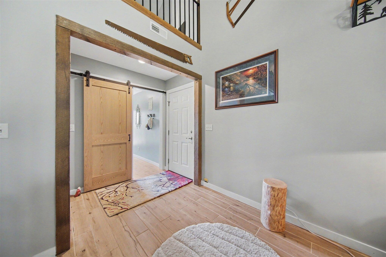 7572 Tucker Lane Property Photo 7