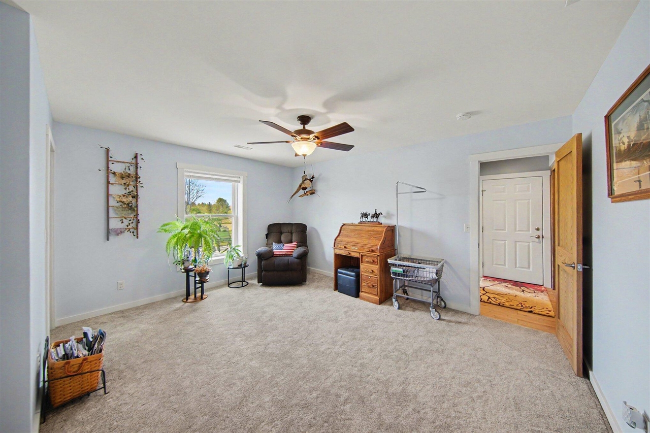 7572 Tucker Lane Property Photo 12