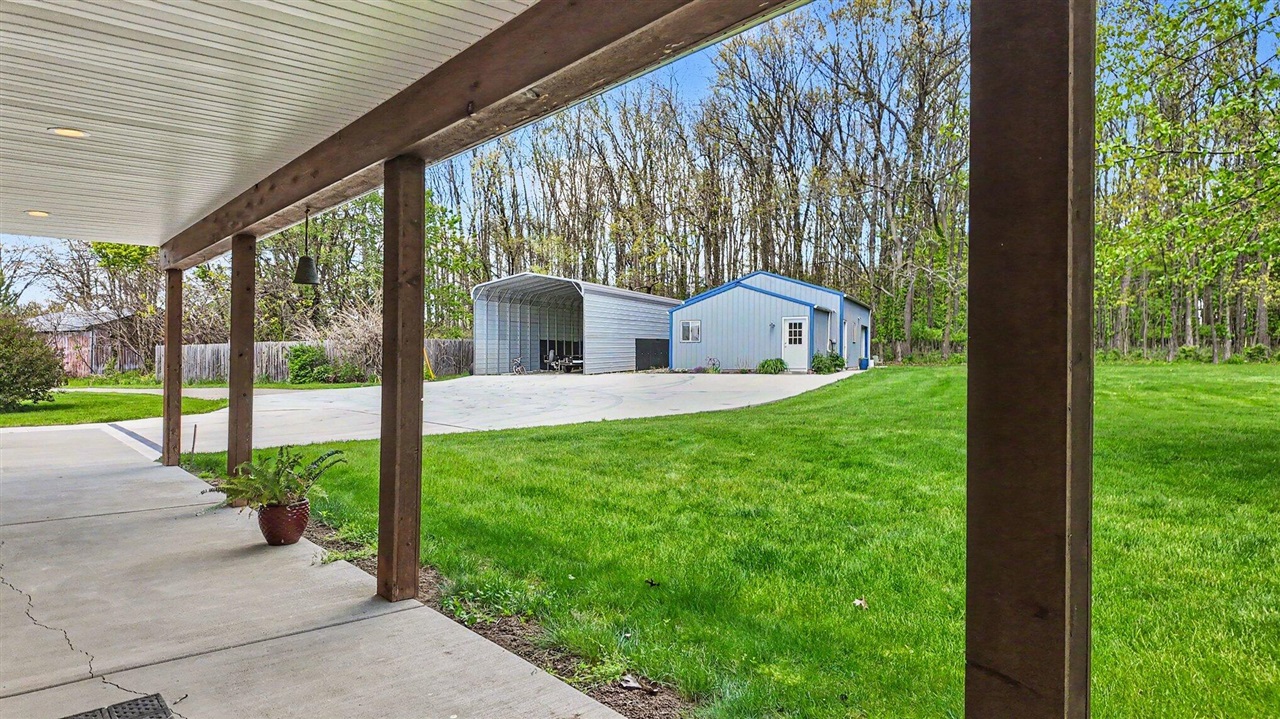 7572 Tucker Lane Property Photo 24
