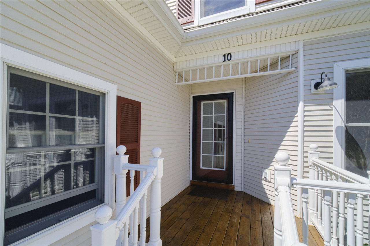 10 Cottage Lane Property Photo 12