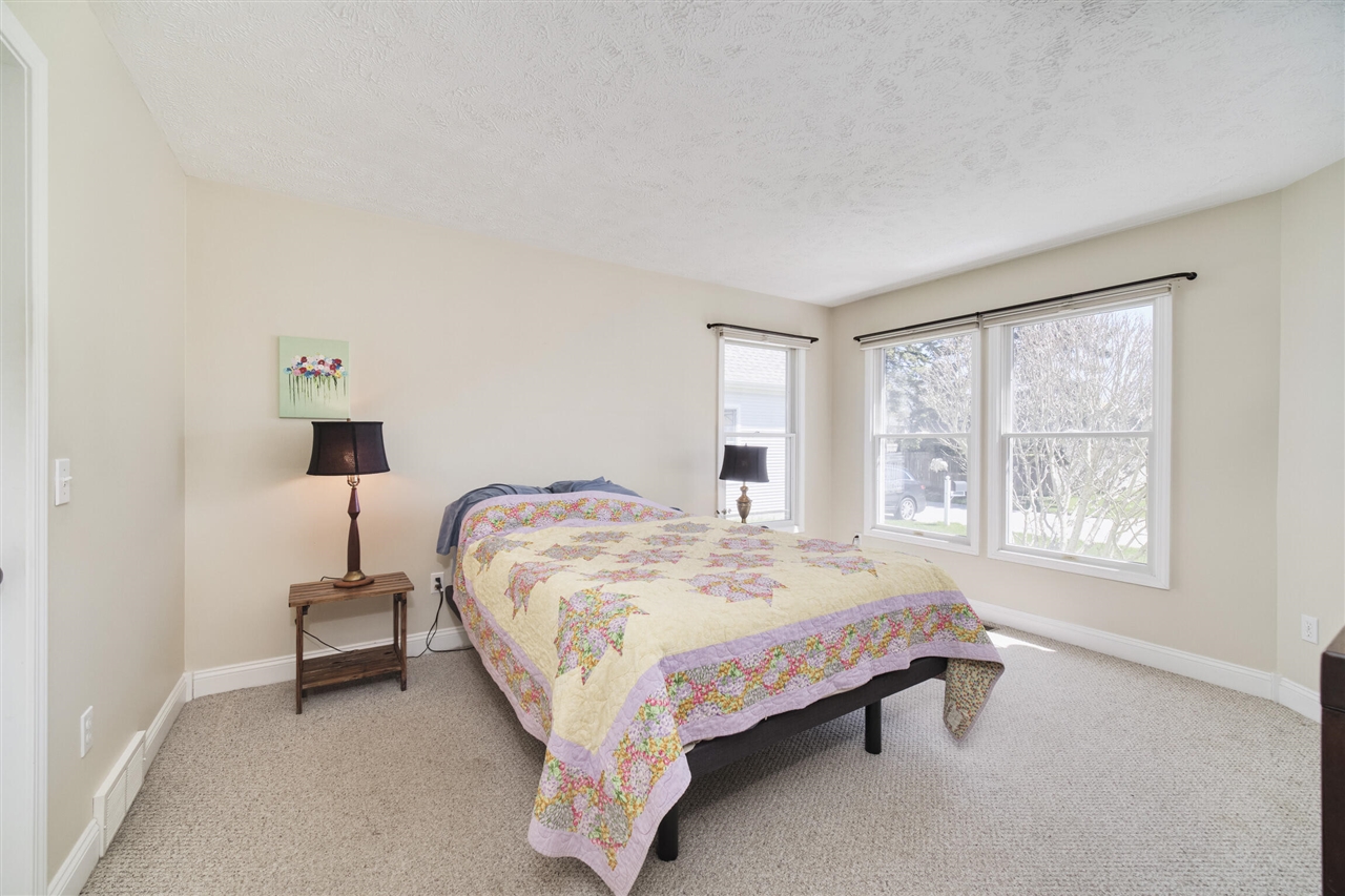 10 Cottage Lane Property Photo 14