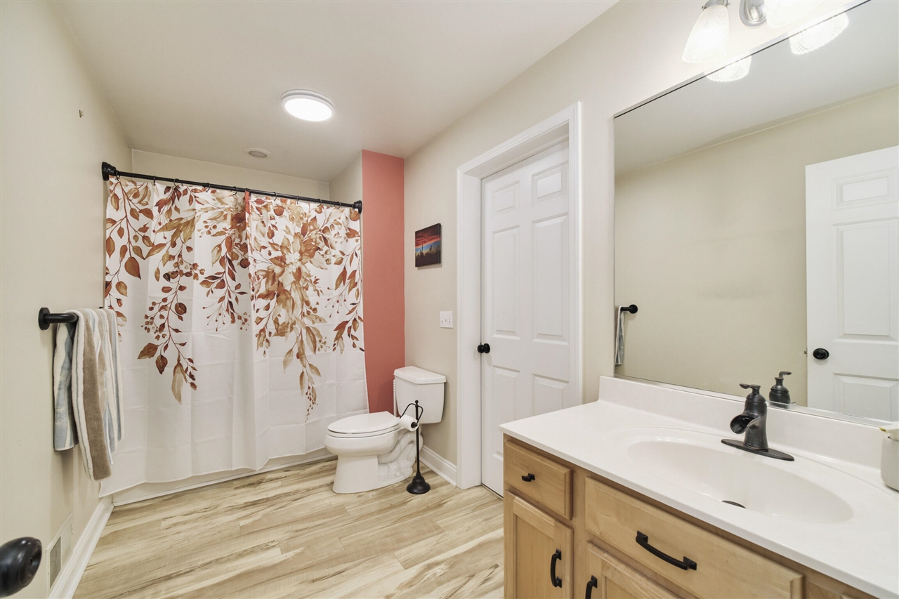 10 Cottage Lane Property Photo 20