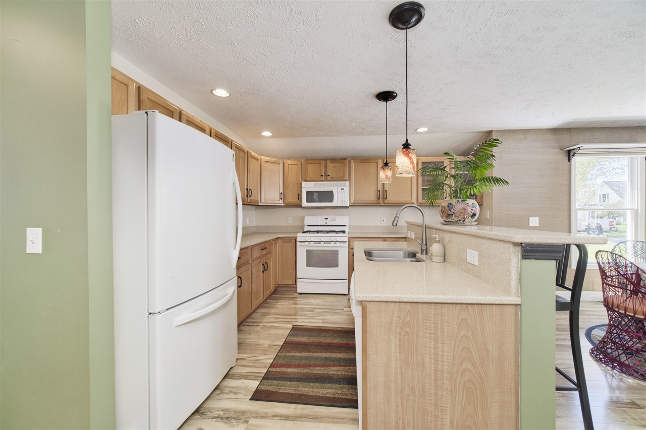 10 Cottage Lane Property Photo 22
