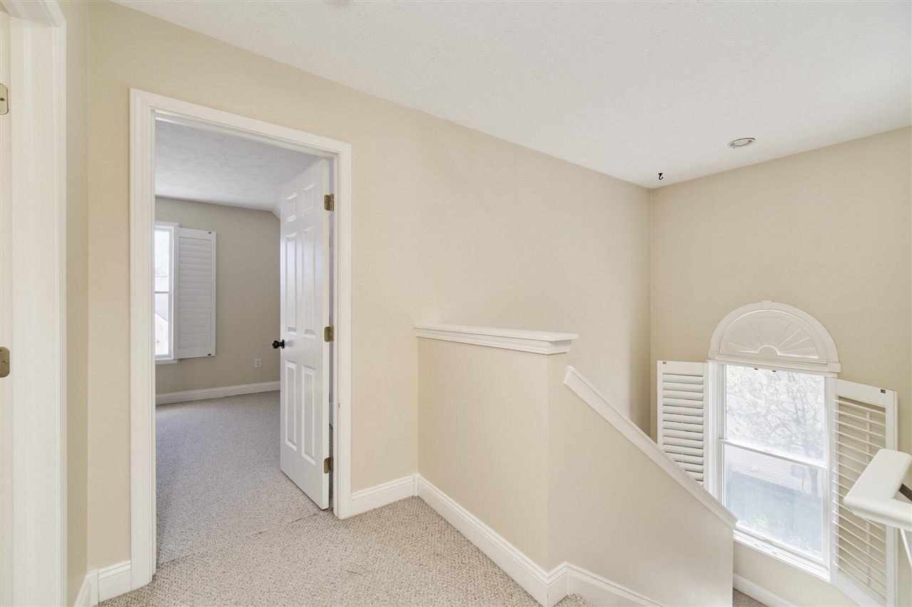 10 Cottage Lane Property Photo 33