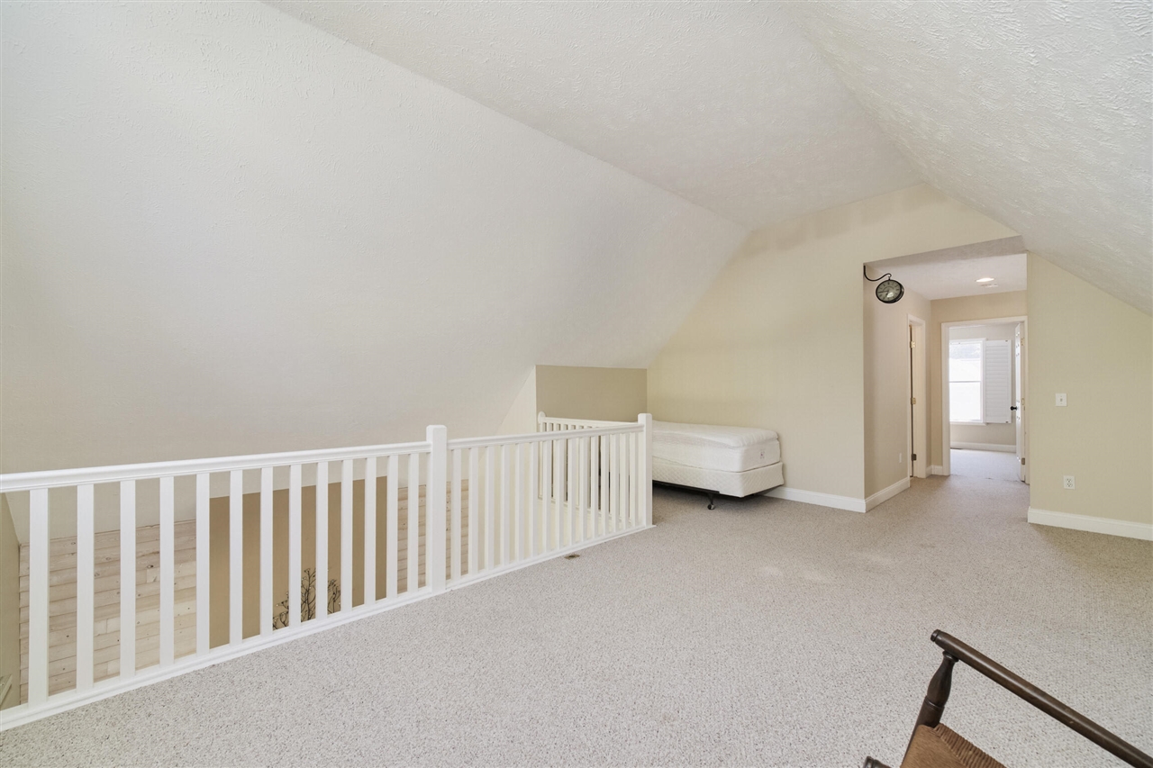 10 Cottage Lane Property Photo 37