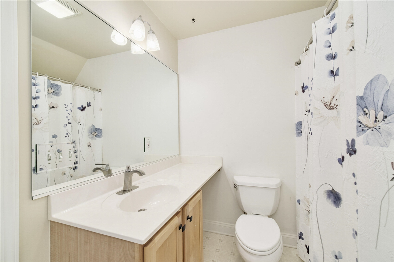 10 Cottage Lane Property Photo 40