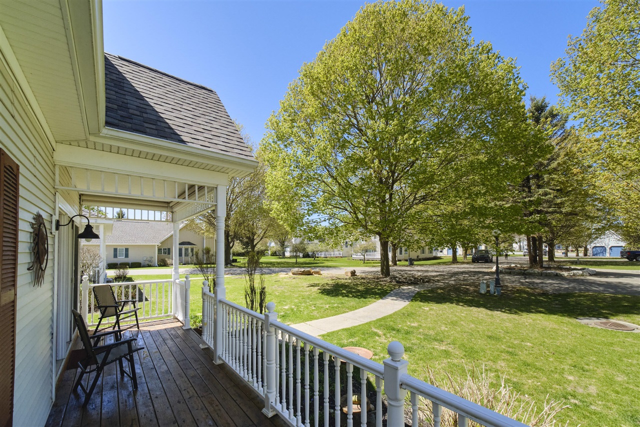 10 Cottage Lane Property Photo 48
