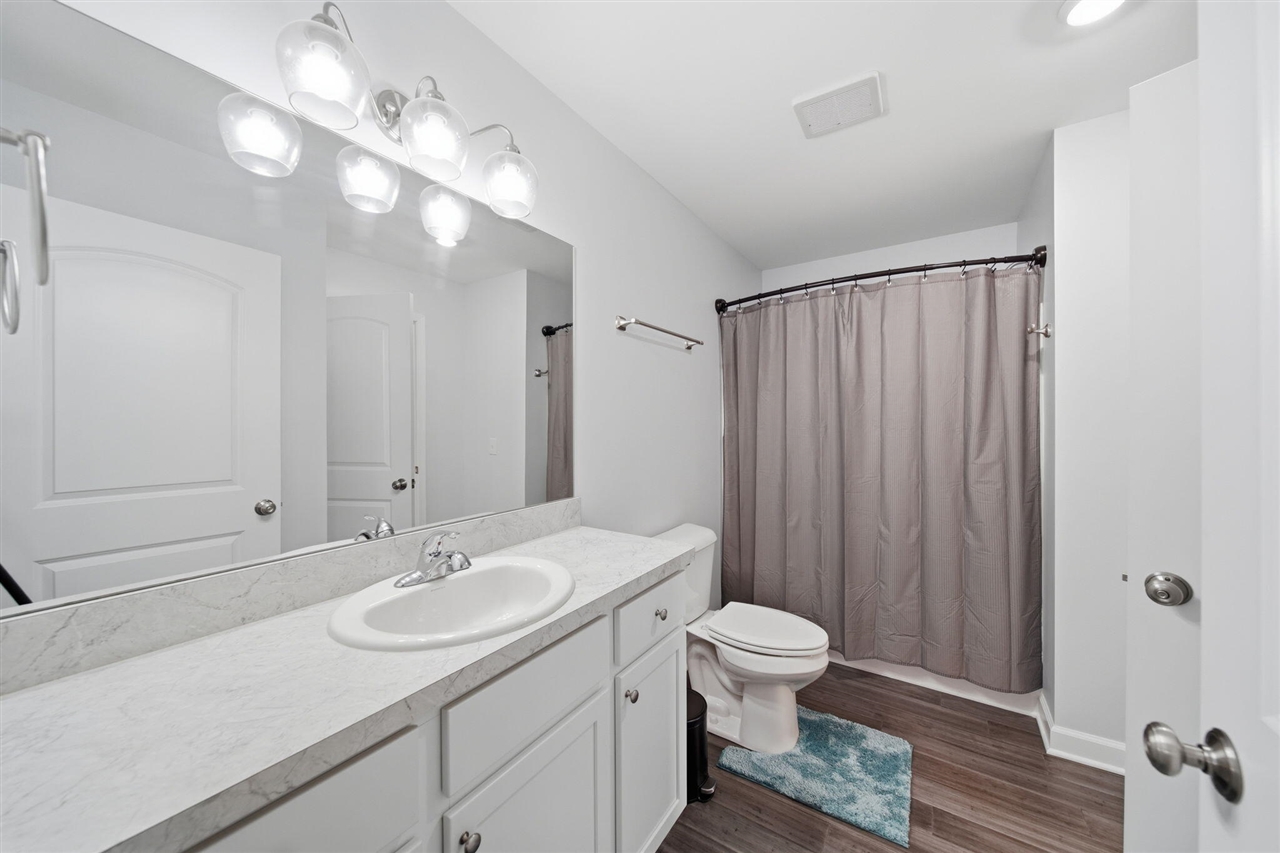 4015 Eastbridge Circle Property Photo 23
