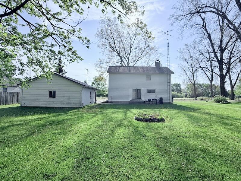 5183 N Oak Road Property Photo 6