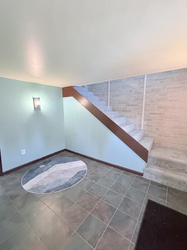 5183 N Oak Road Property Photo 7