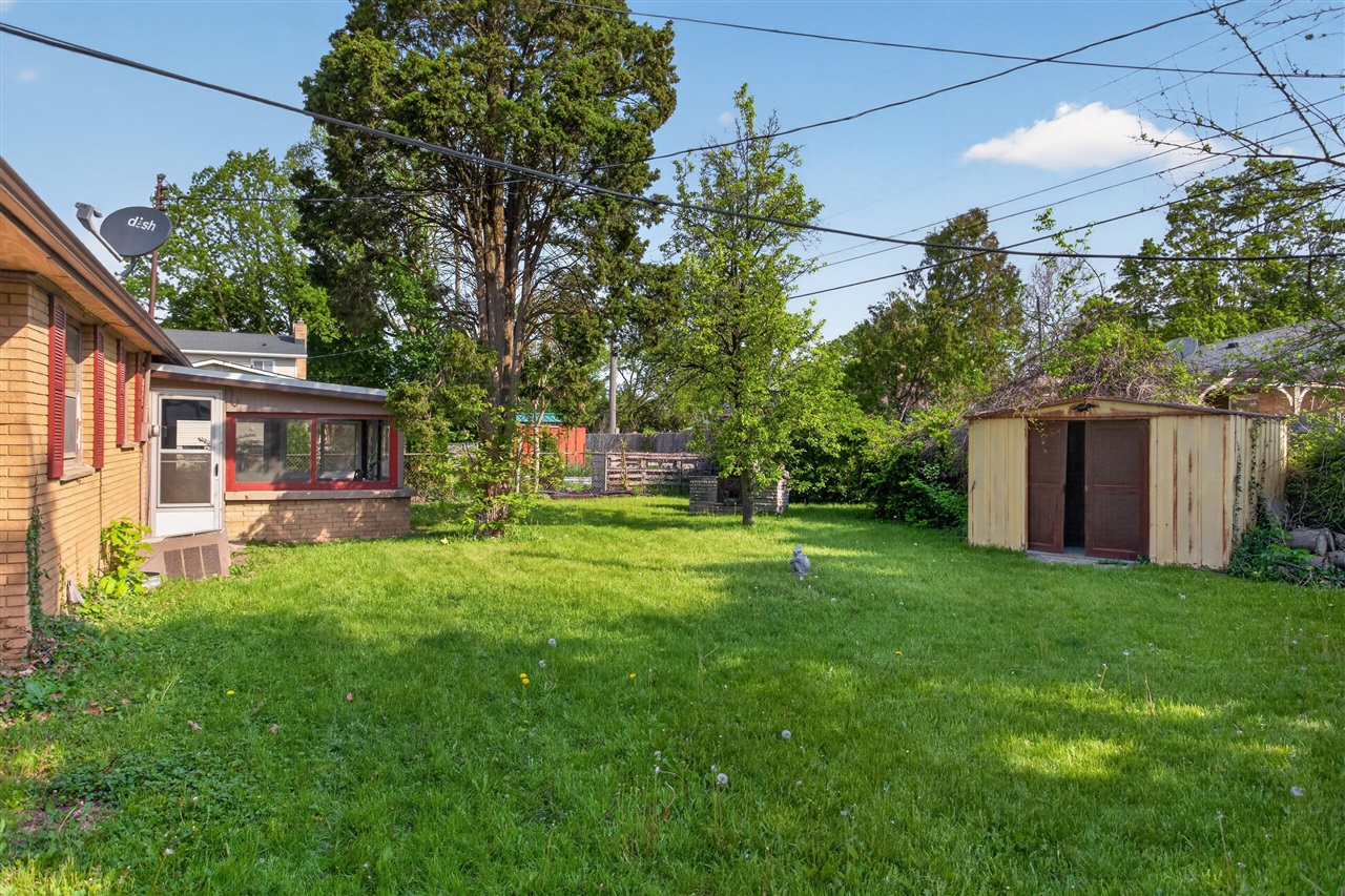 2136 Bruce Avenue Property Photo 6