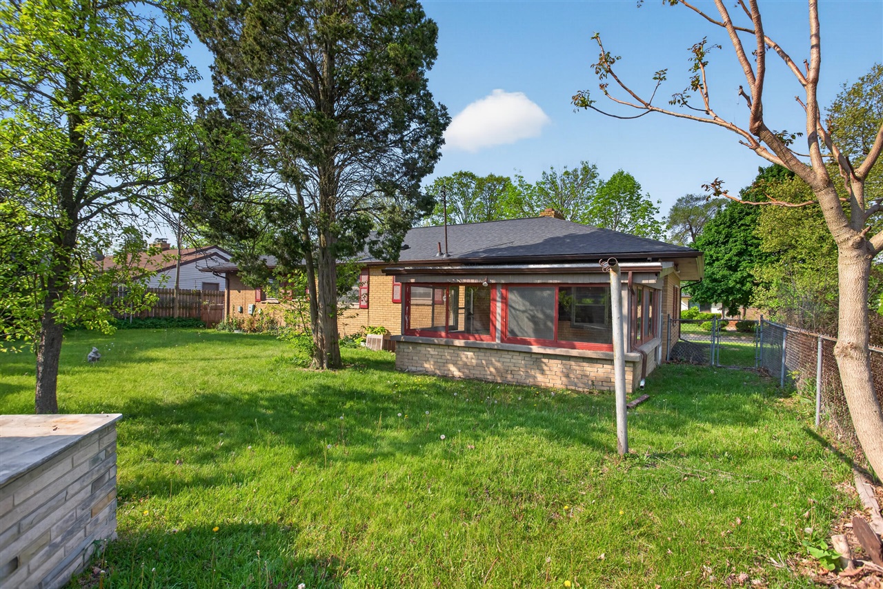 2136 Bruce Avenue Property Photo 10