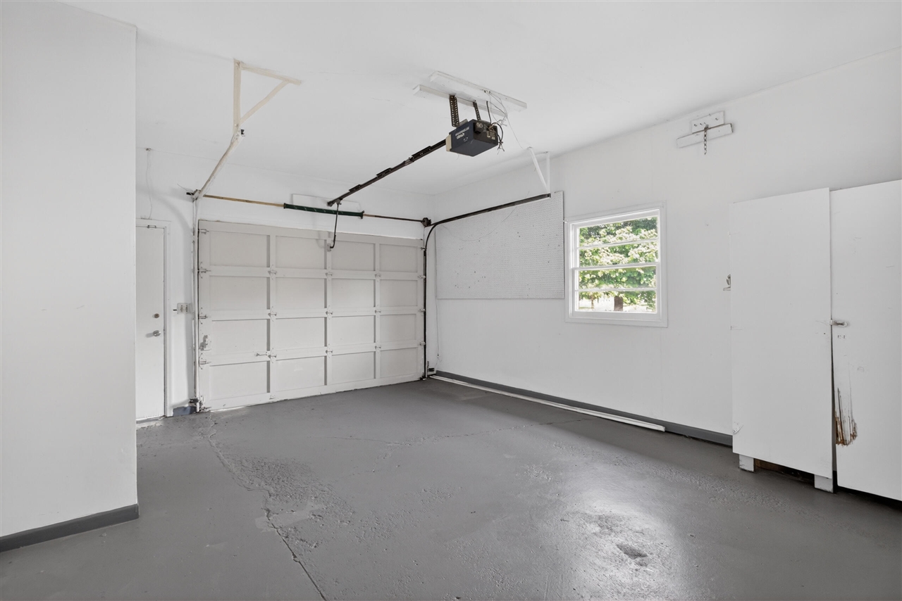 2136 Bruce Avenue Property Photo 15
