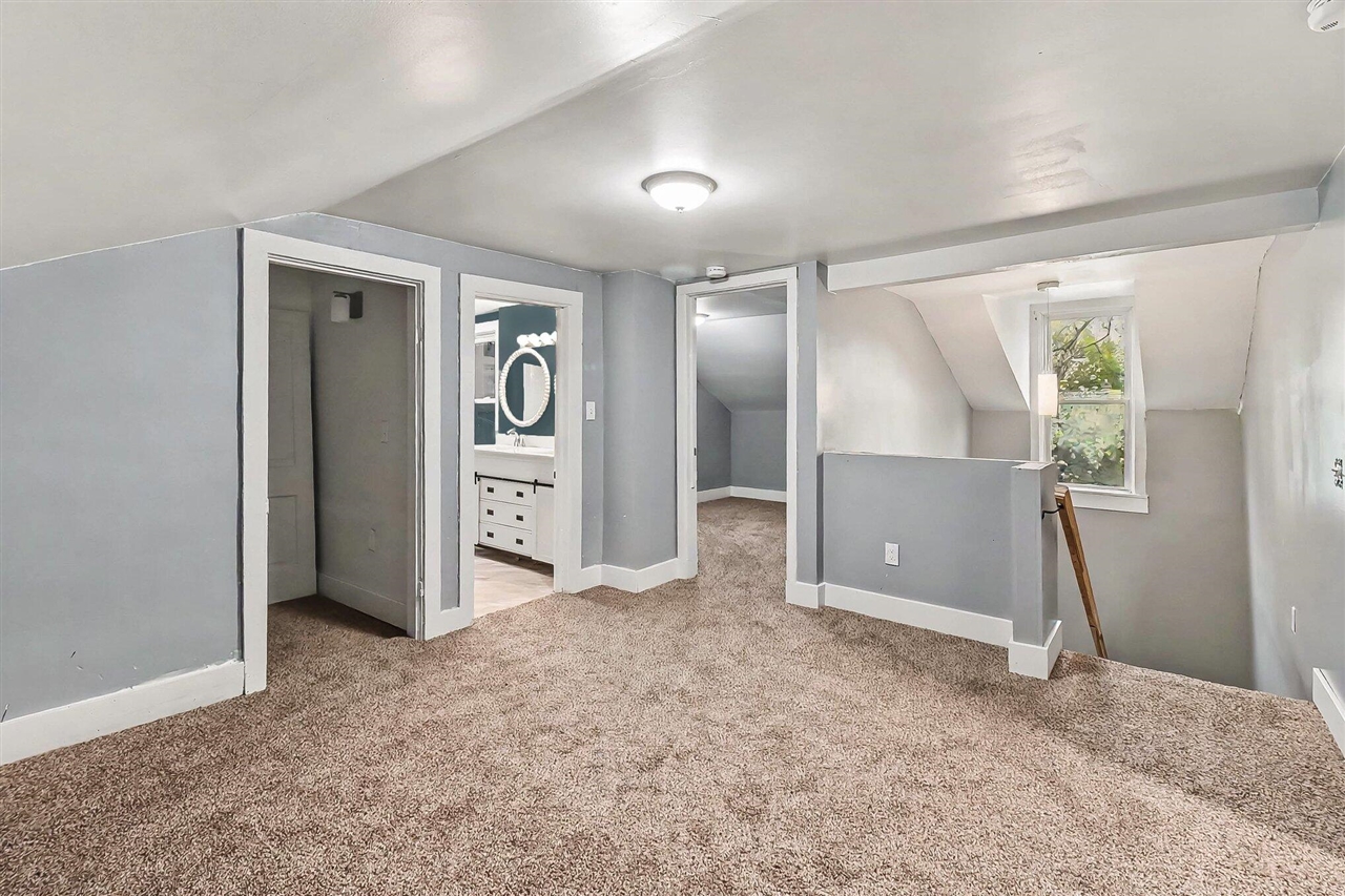 280 6th Avenue Property Photo 22