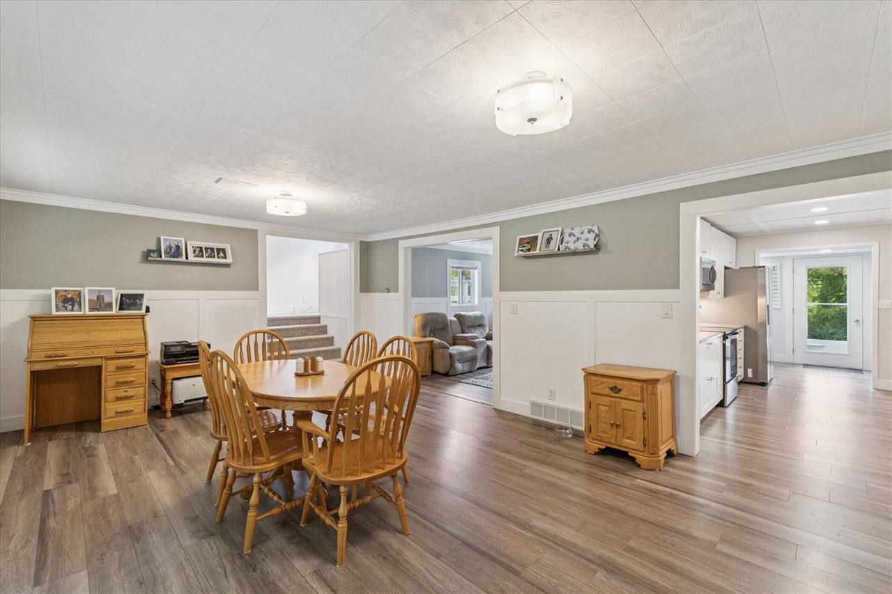 8590 Greenfield Highway Property Photo 7