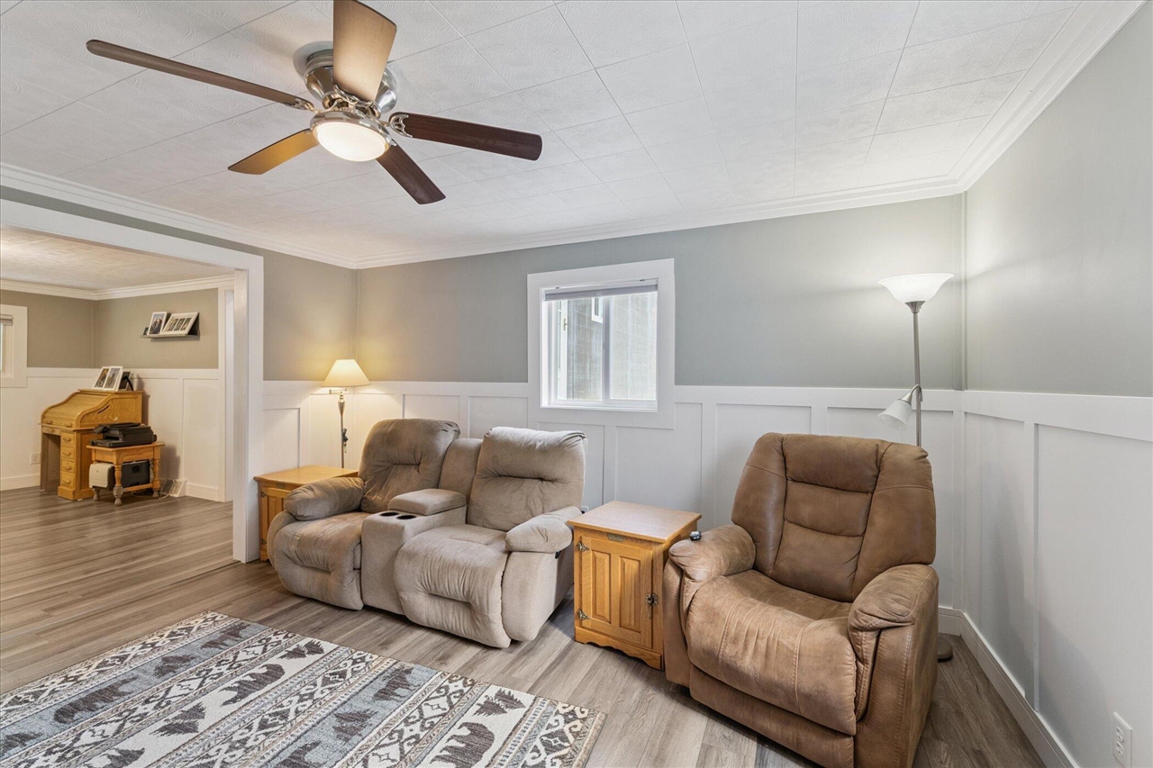 8590 Greenfield Highway Property Photo 12