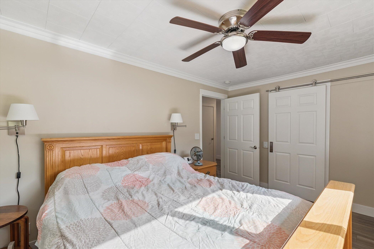 8590 Greenfield Highway Property Photo 23