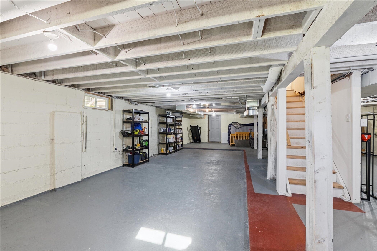 8590 Greenfield Highway Property Photo 43