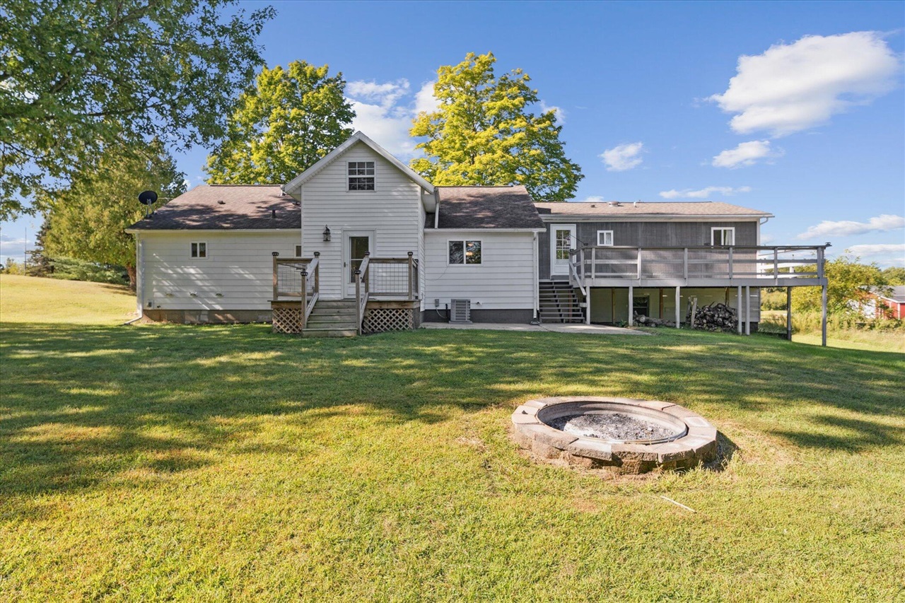 8590 Greenfield Highway Property Photo 51