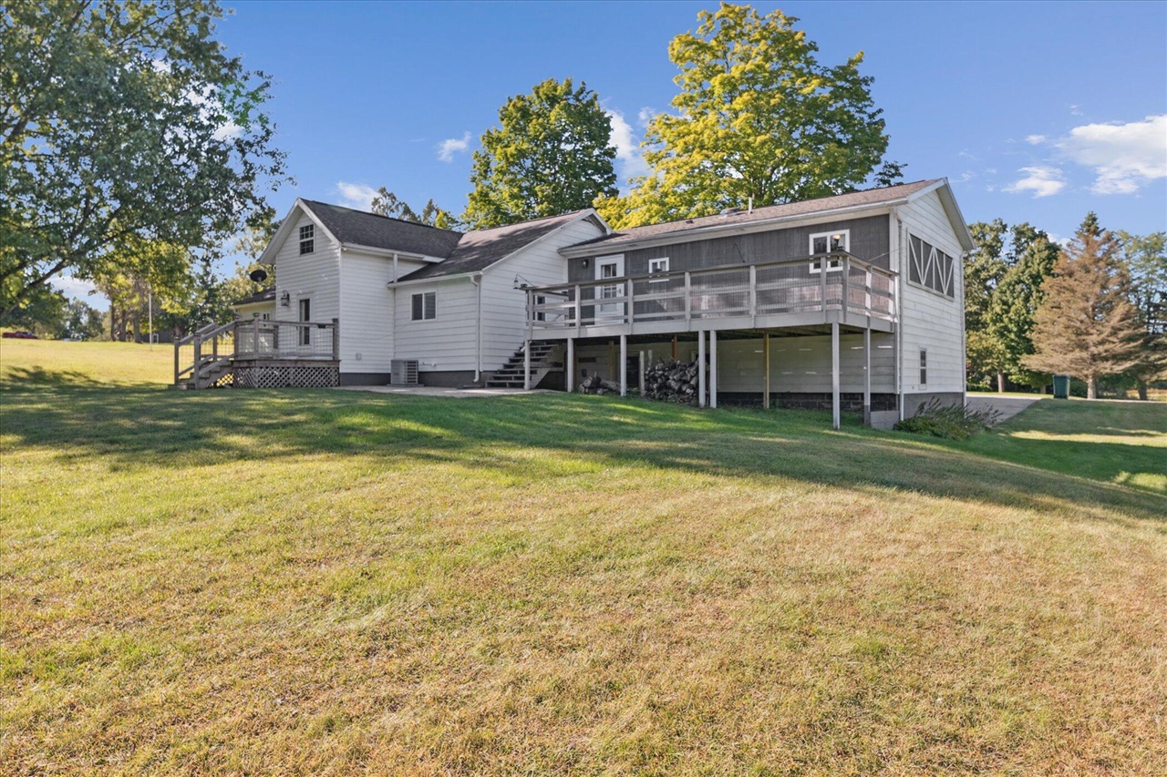 8590 Greenfield Highway Property Photo 52