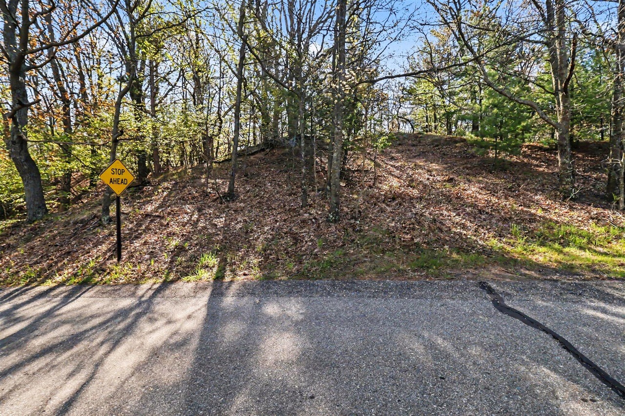 N Silver Ridge Road Property Photo 4