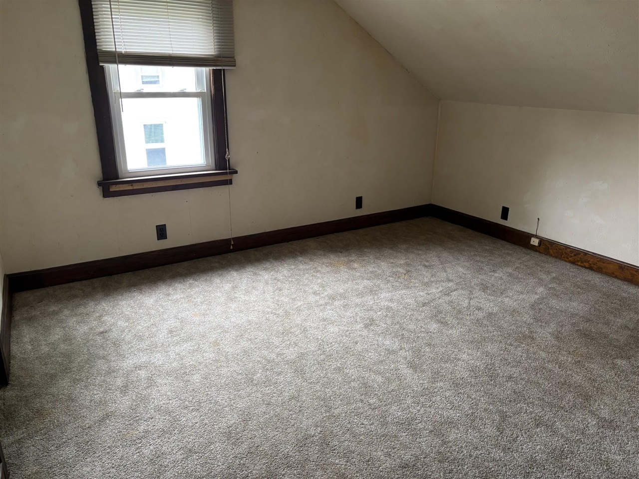 202 N Clay Street Property Photo 14