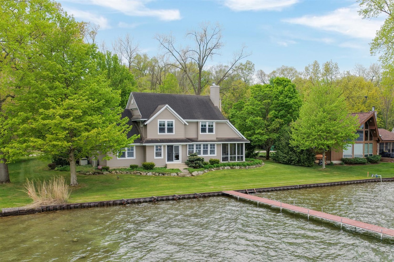 11094 Harbor Drive Property Photo 1
