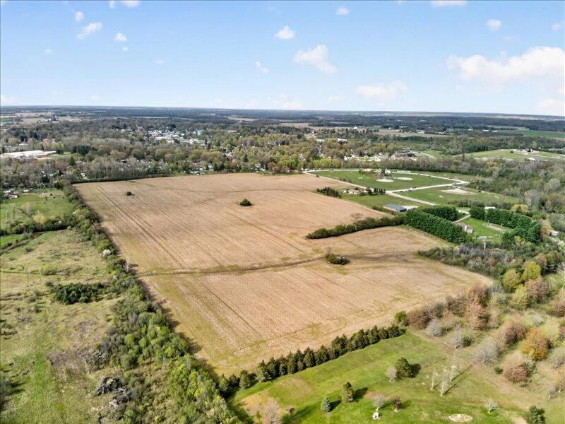 7645 Sayles Road Property Photo 6