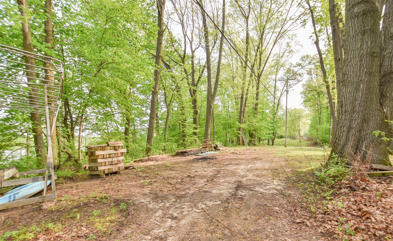 2480 Bluff Drive Property Photo 1