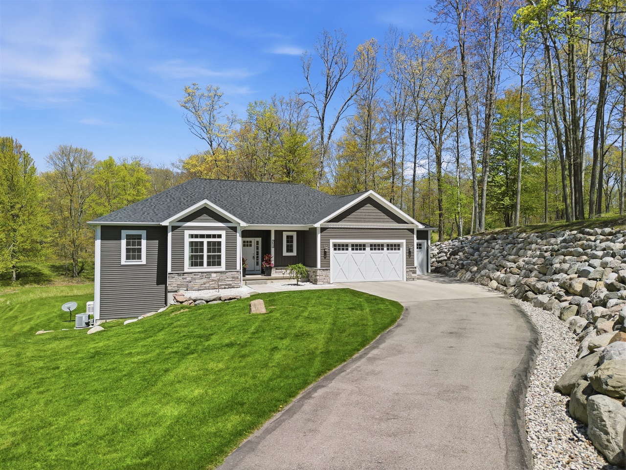 9654 Aberdeen Court Property Photo 1