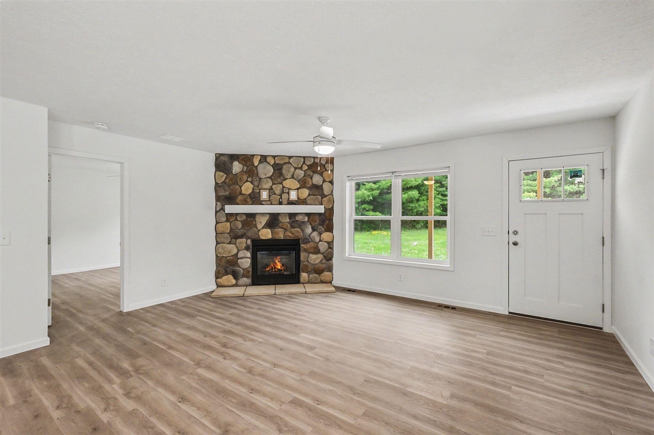 4733 Chestnut Avenue Property Photo 3