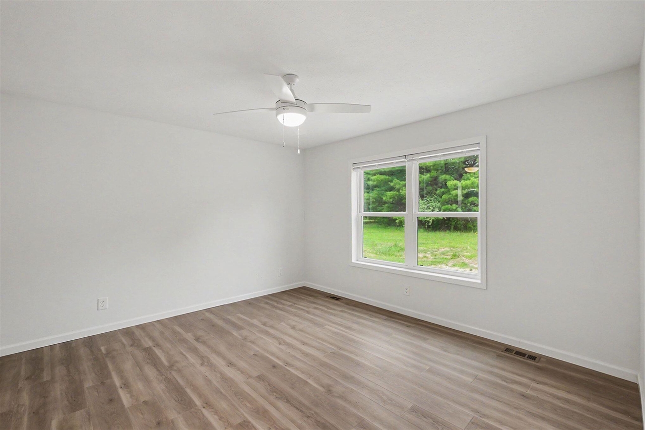4733 Chestnut Avenue Property Photo 10