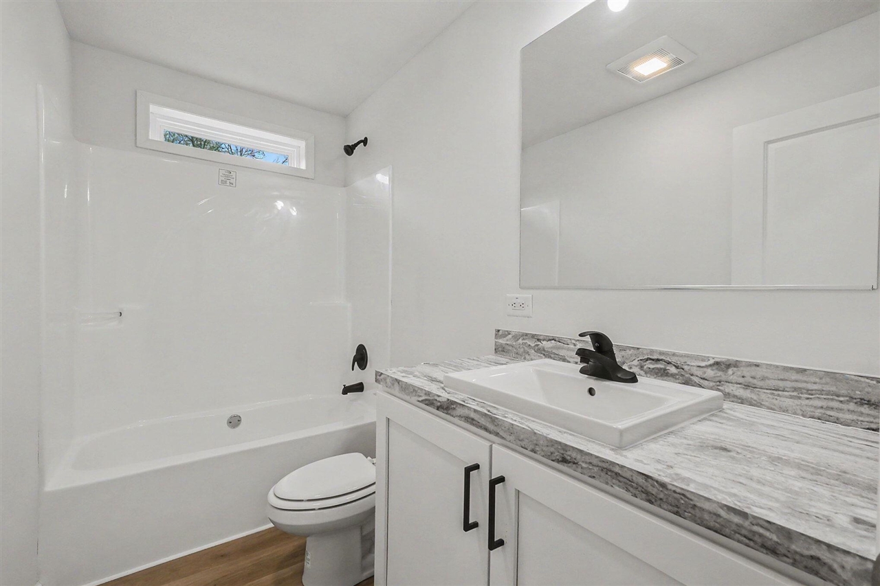 4733 Chestnut Avenue Property Photo 14