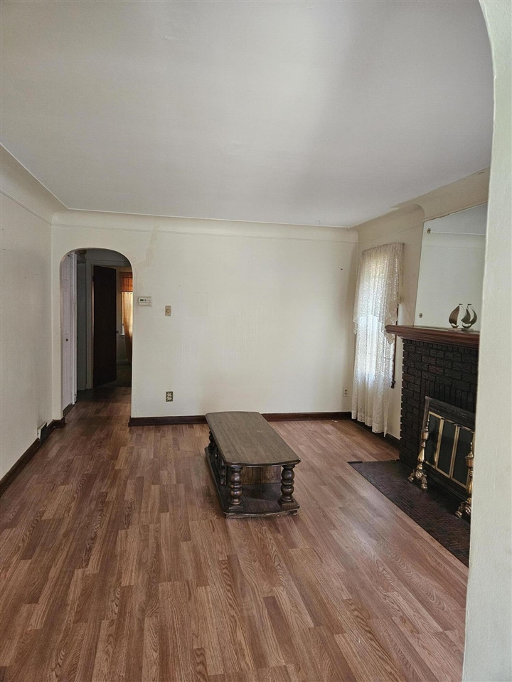 15237 Carlisle Street Property Photo 4